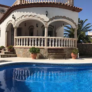 Casa Ricarda Сasa de vacaciones Miami Platja (Miami Playa)